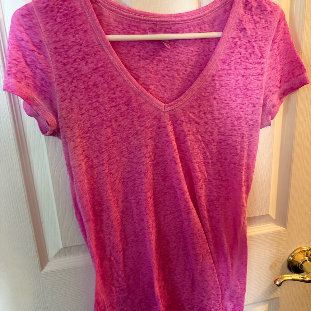 Women's Pink V-Neck Top